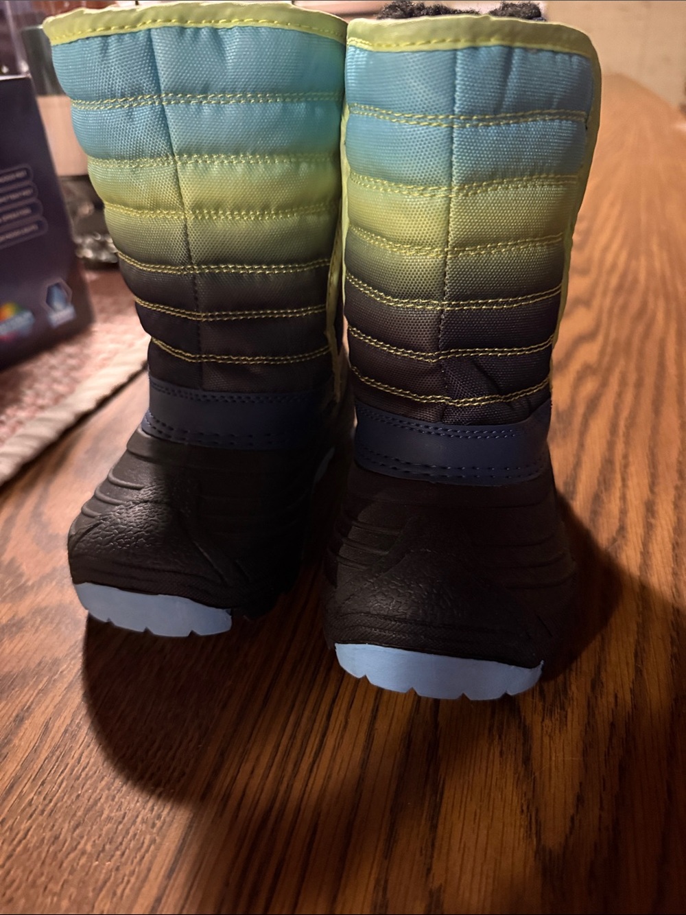 Toddler boys size 8 Green and Blue Ombre Kids Rain & Snow Boots